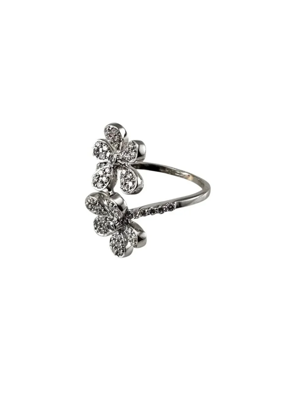14K White Gold and Diamond Flower Ring Size 4.25 #25241